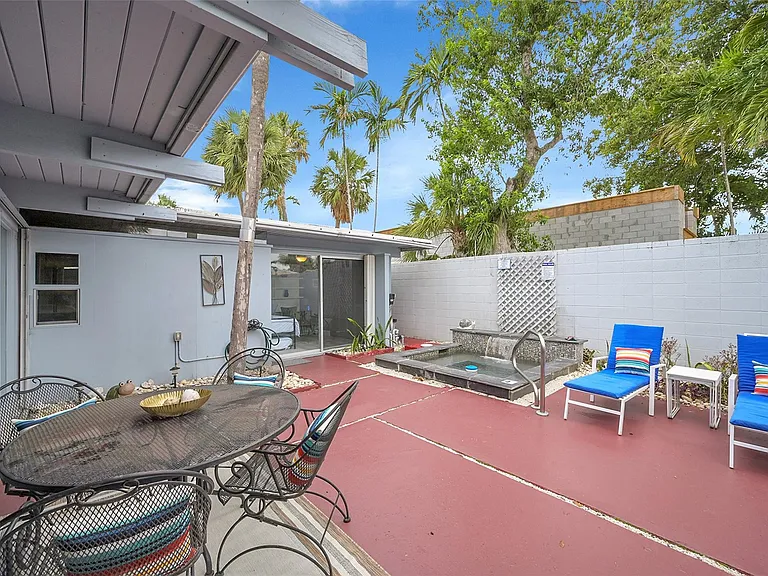 234 Pine Ave — Photo 28
