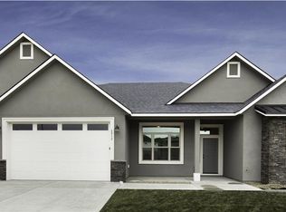 6812 Argos St, West Richland, WA