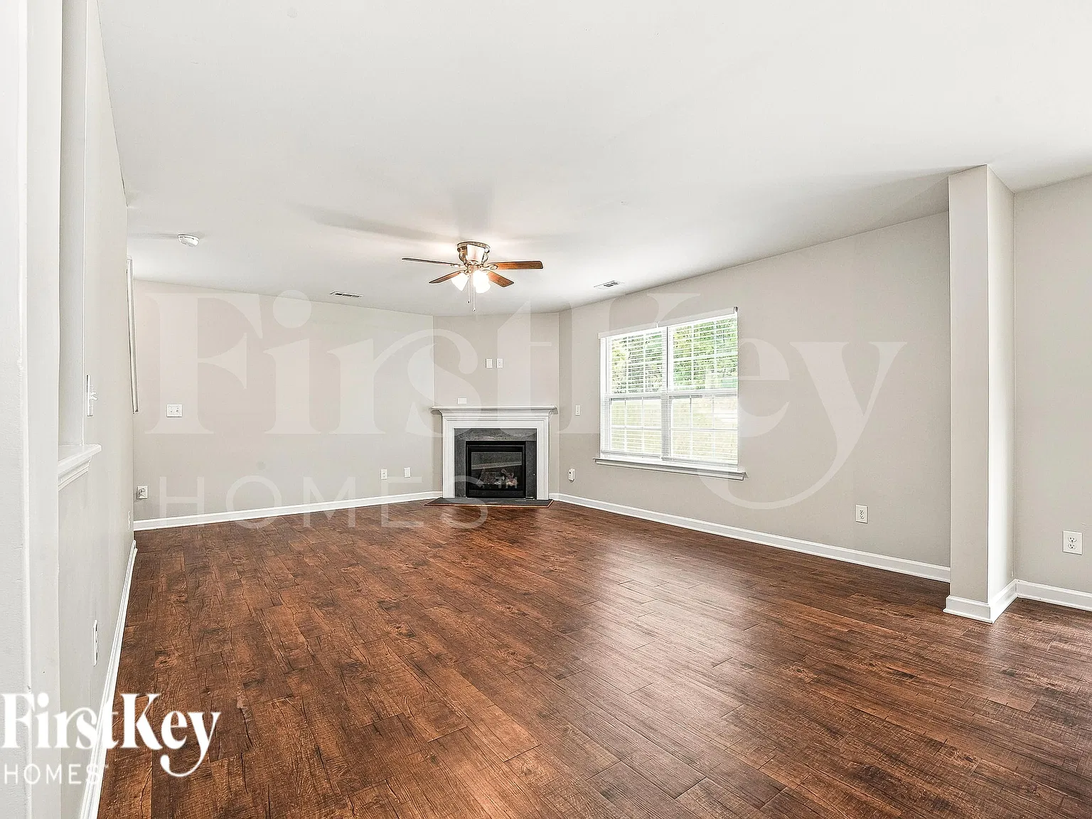4 bed, 2.5 bath, 3100 sqft, $2,380 — Photo 4