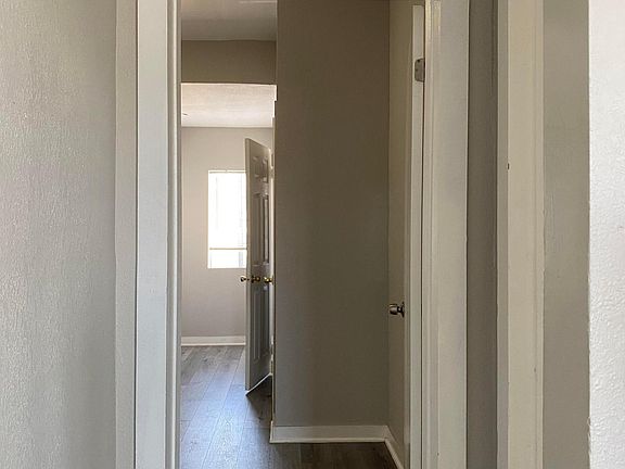 3rd image of 417 N Bixel St APT 4