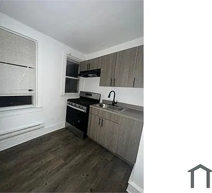 6708 Oakley St #B — Photo 2