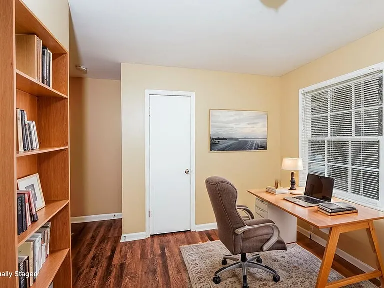 1700 Serene Dr — Photo 15