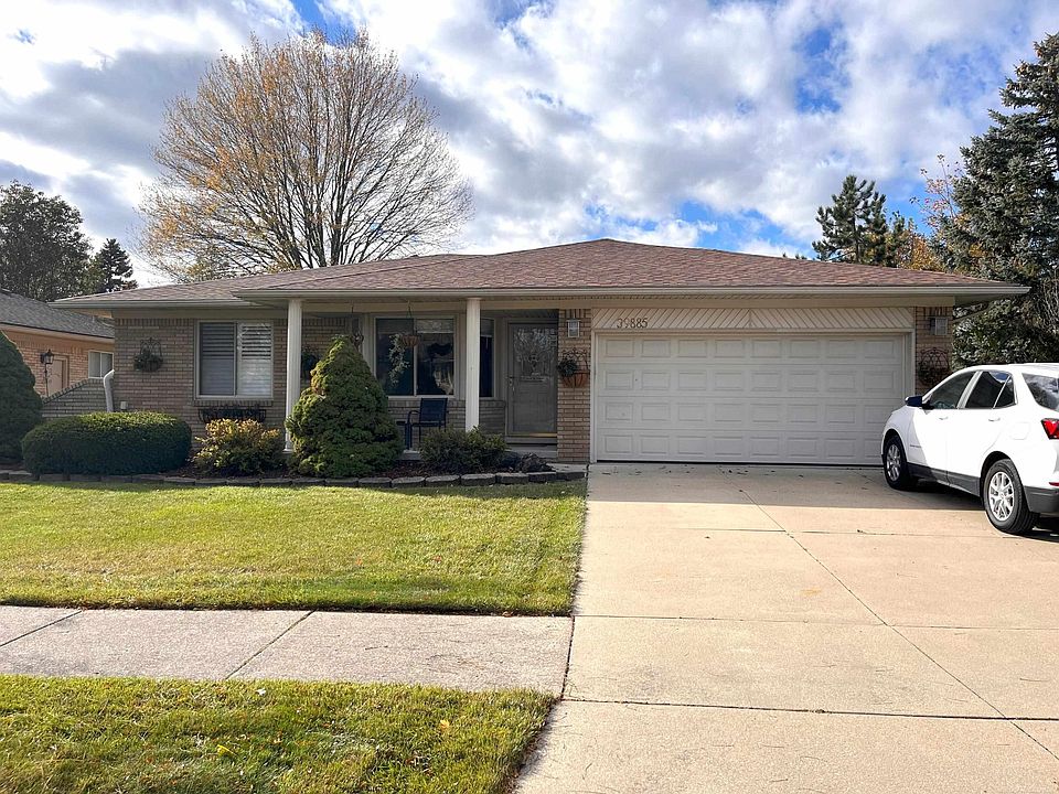 39885 Waldorf Dr, Clinton Township, MI 48038 Zillow