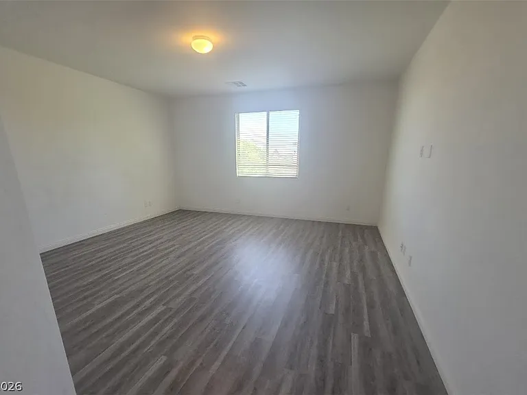 3385 Graceful Orchid St — Photo 14