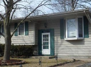 357 Hawthorne Dr, Michigan City, IN