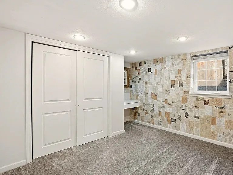 1917 S Stevens St — Photo 18