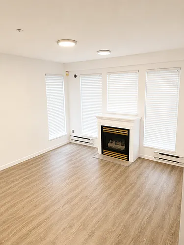 1190 Eastwood St #115 Photo 1