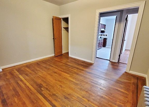 4th image of 34-48 42nd St #1A