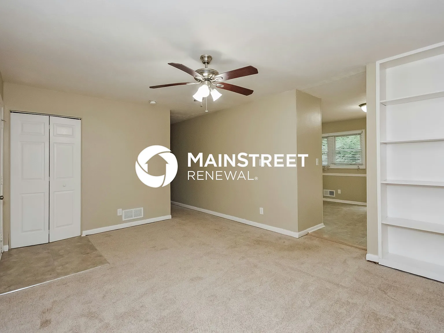 464 Pinecrest Dr — Photo 4