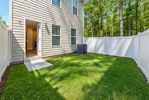 3 bed, 2.5 bath, 1443 sqft, $2,400 — Photo 4