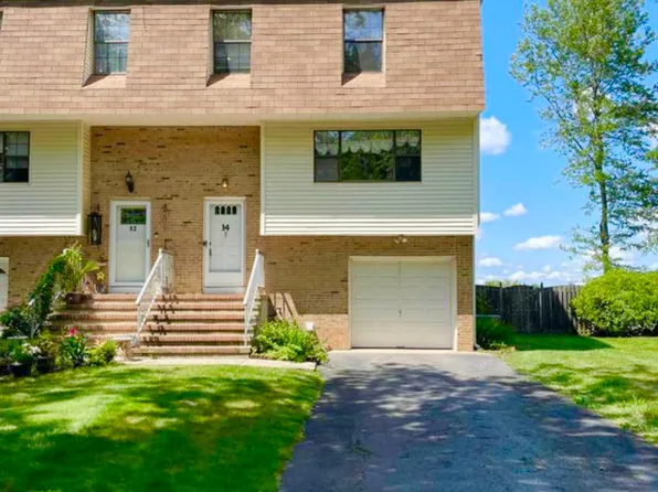 14 Dortmunder Dr, Manalapan, NJ 07726