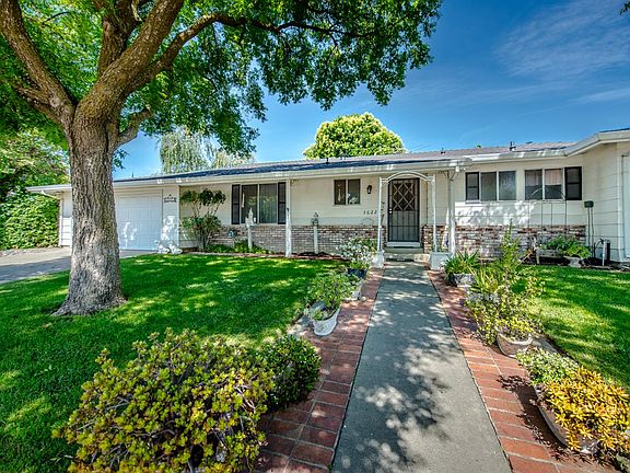 2nd image of 1622 Donner Way