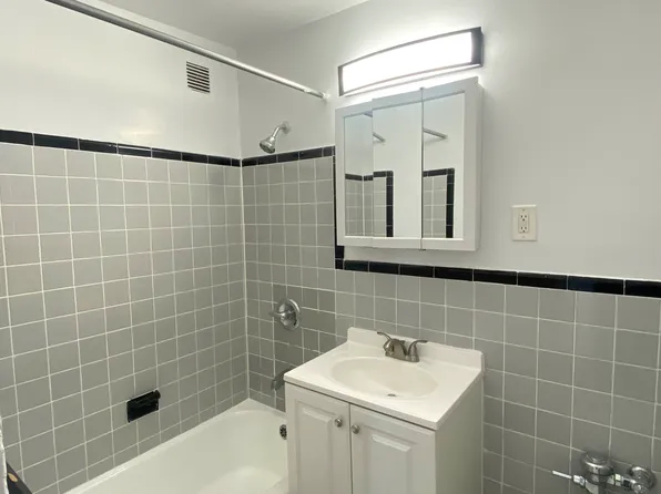 86-15 Dongan Avenue image 5 of 7