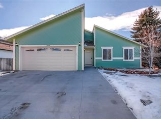 15718 E Center Pl, Aurora, CO 80017