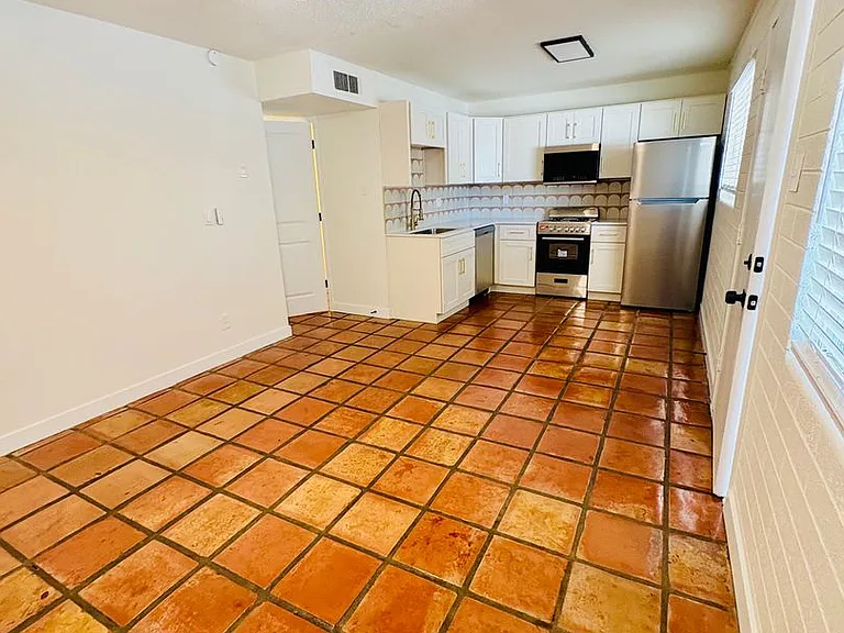 1873 E University Dr — Photo 2