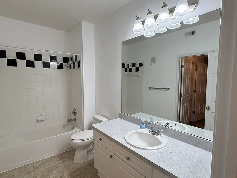729 Celebration Ave #729 — Photo 23