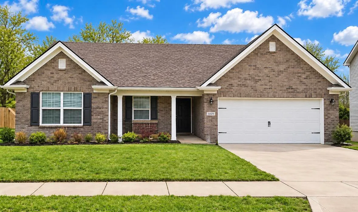 3 bed, 2.0 bath, 1625 sqft, $2,000 — Photo 1