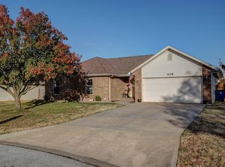 408 N Butternut Ave, Republic, MO 65738