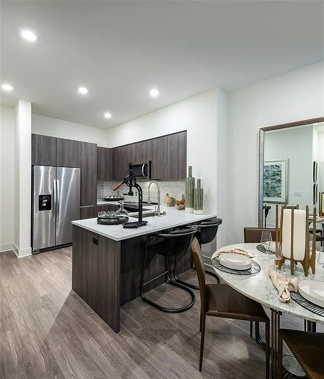 Kinley West LA — Photo 1