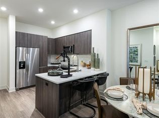 Kinley West LA, Los Angeles, CA 90045