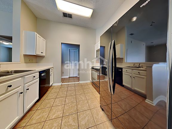5th image of 1851 Pineta Cove Dr