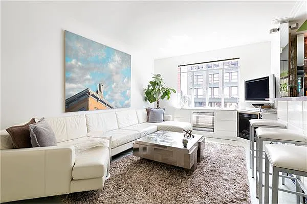 Sold by Bank Neary | media 13