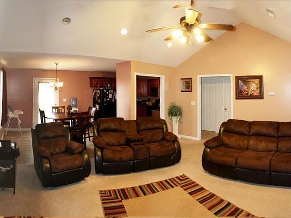 3rd image of 5250 Dobson Ln