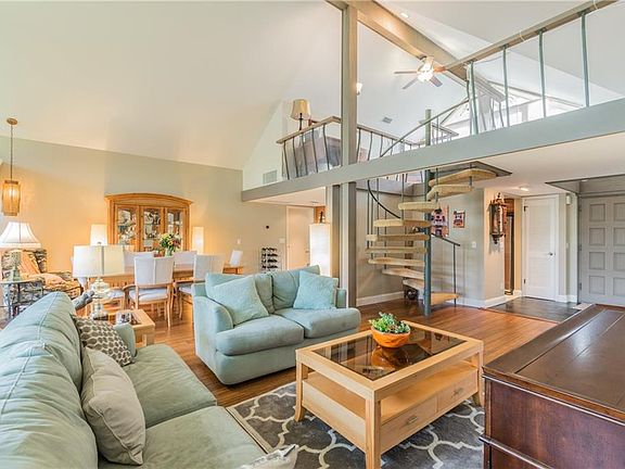 5th image of 3113 Samara Dr