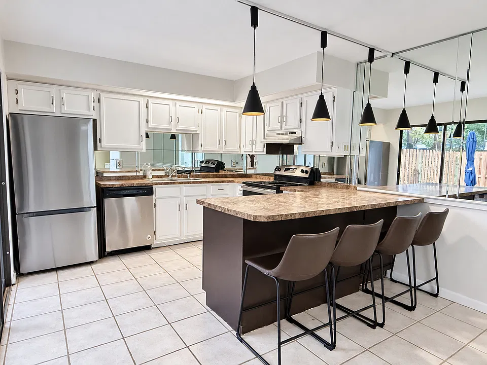 401 Redding Rd #38