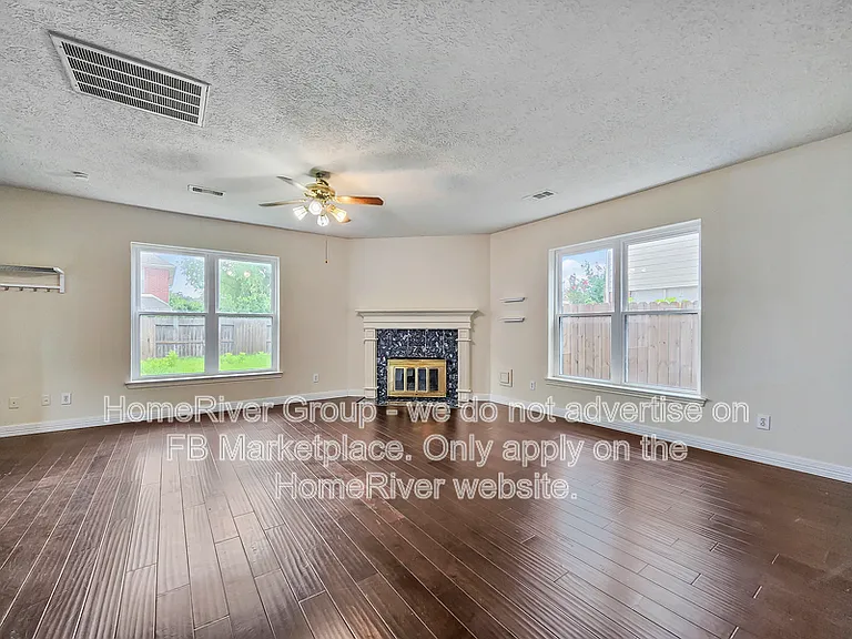 9343 Starfire Ln — Photo 5
