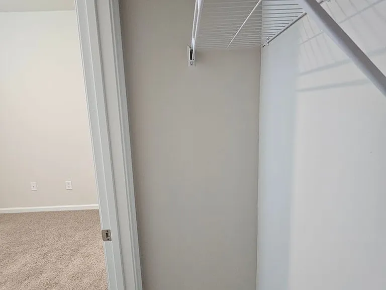 3015 Long Spur Dr — Photo 27