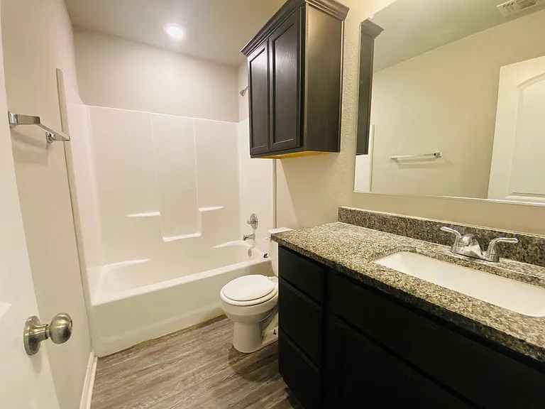 1907 Delano Dr — Photo 18