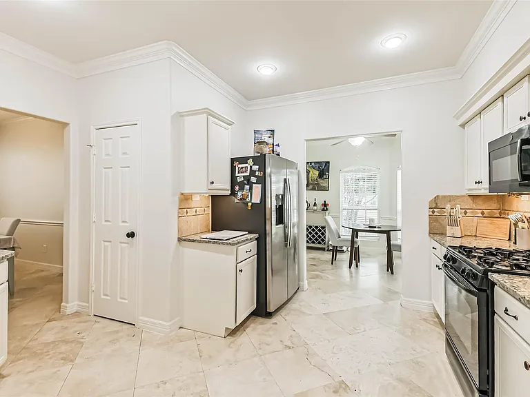 22538 Goss Spring Ct — Photo 9