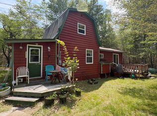 507 Turner Point Dr, Walden, NS B0J 2E0