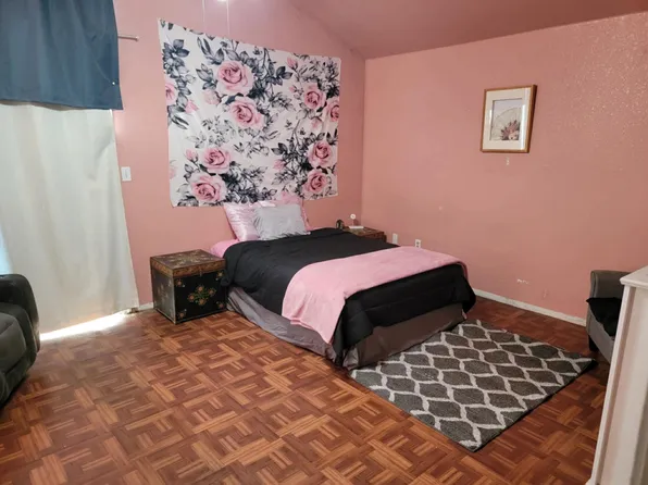 (undisclosed Address), Fresno, CA 93722