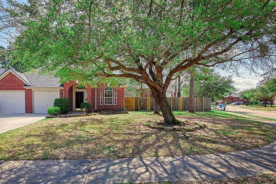 1st image of 4018 Old Pine Grove Dr