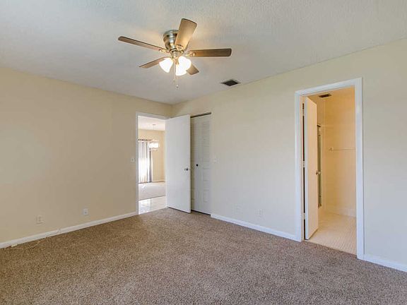 4th image of 14890 Wildflower Ln