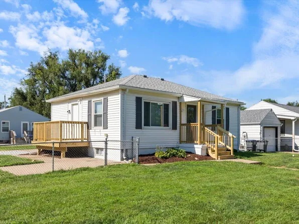 803 26th Ave, Council Bluffs, IA 51501