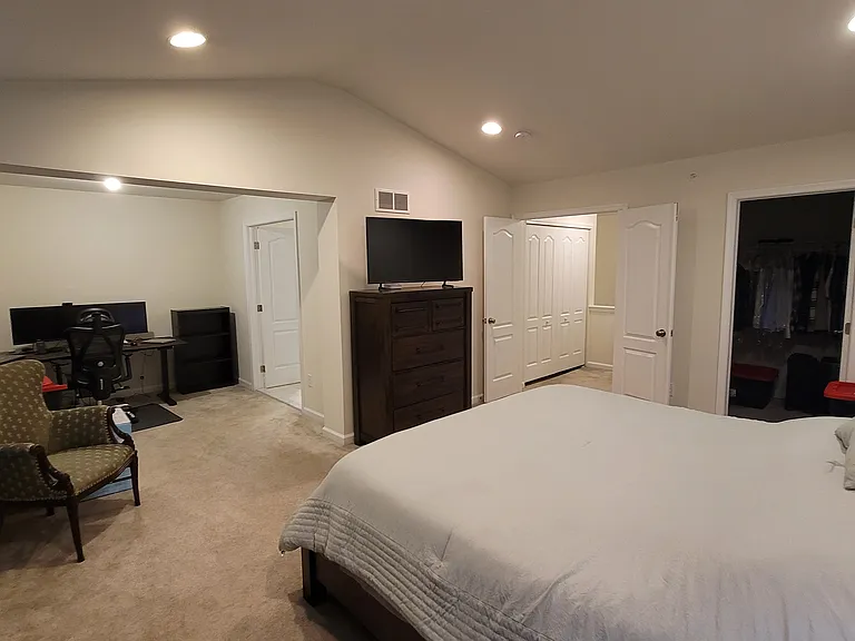 340 Redclover Ln — Photo 21