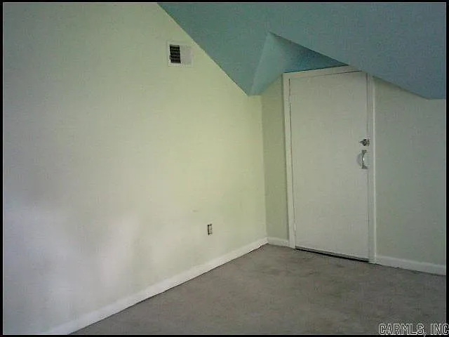 106 Fountain Ave — Photo 10