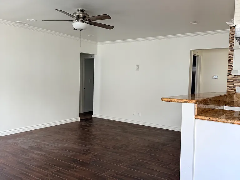 4219 Marine Ave #1/2 — Photo 2
