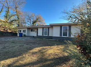 1903 Arrowhead Rd, North Little Rock, AR 72118