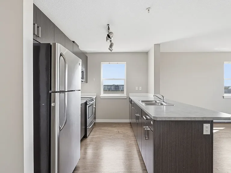 217 Lake St #303 — Photo 4