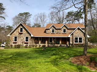 23 Whispering Pines Dr, Signal Mountain, TN 37377