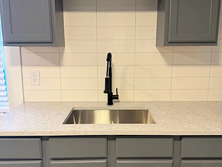 10626 S Avenue O #2 — Photo 8