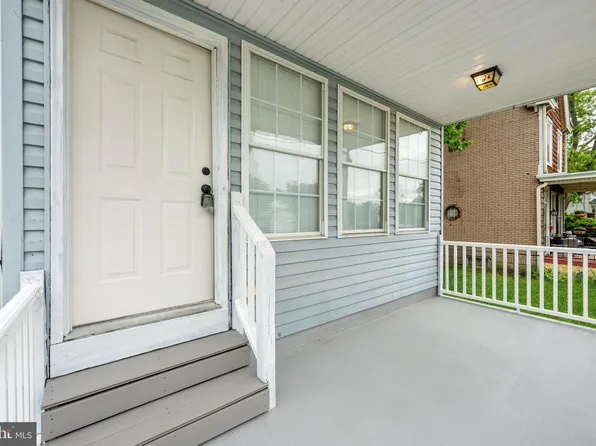 500 Magnolia St, Beverly, NJ 08010