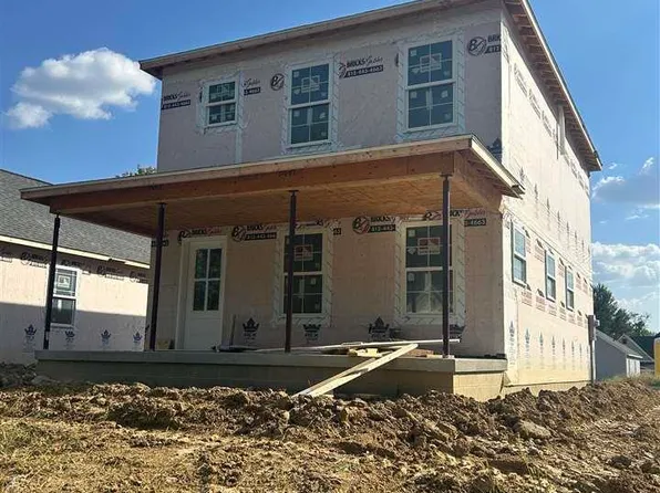 319 E Wall St, Sullivan, IN 47882