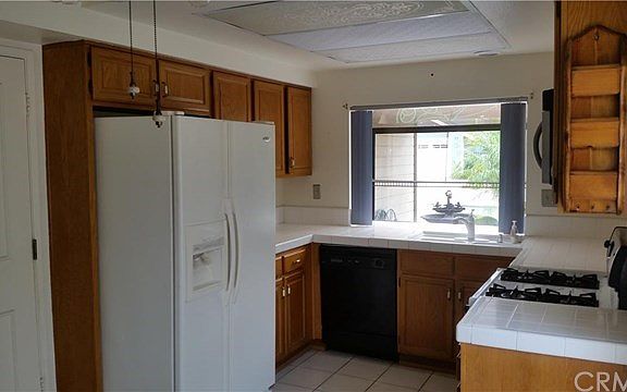 19 Dry Creek Lane Laguna Hills Kitchen