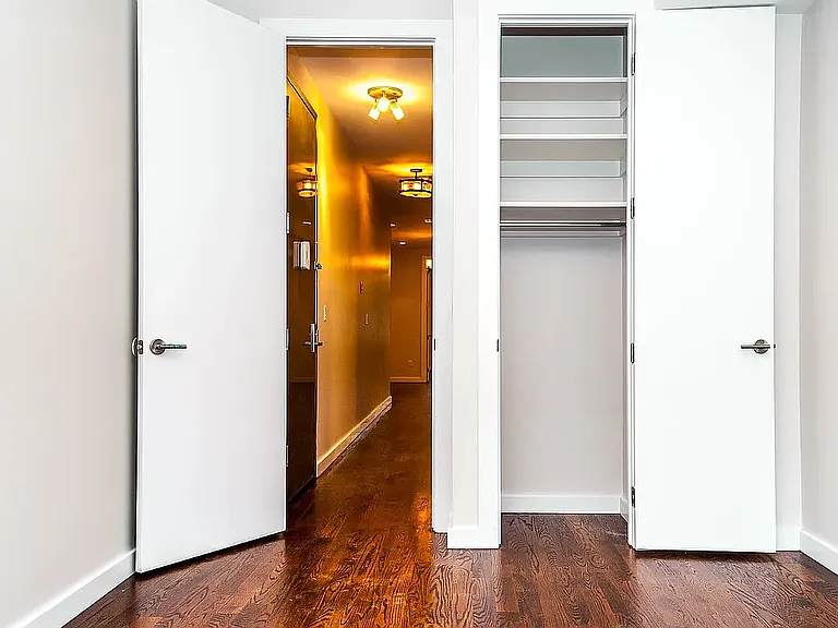 26 Richardson St #1R — Photo 12