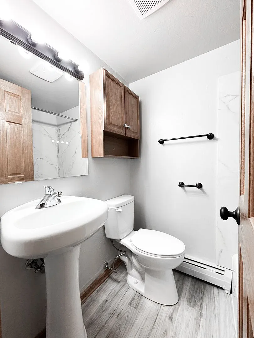 3324 Milwaukee St. — Photo 4